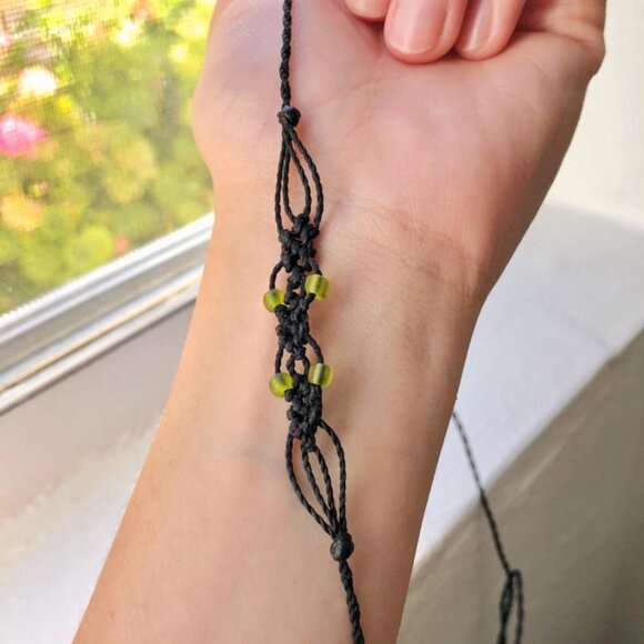 Boho Fairy Green Beaded Macrame Necklace/Choker - Picture 3 of 5